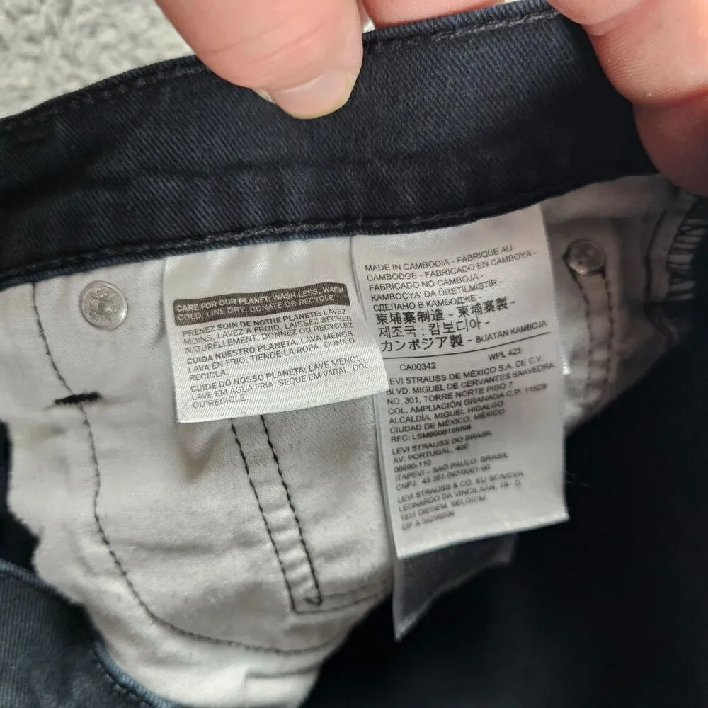 Levis ** this